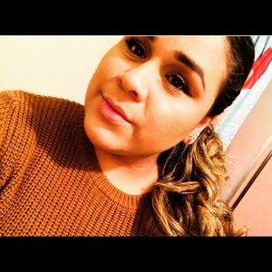 Meet your Posher, Karina